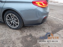 Накладки под задний бампер (Мини-лезвия ЧЕРНЫЙ ЛАК) BMW 5-series (G30)